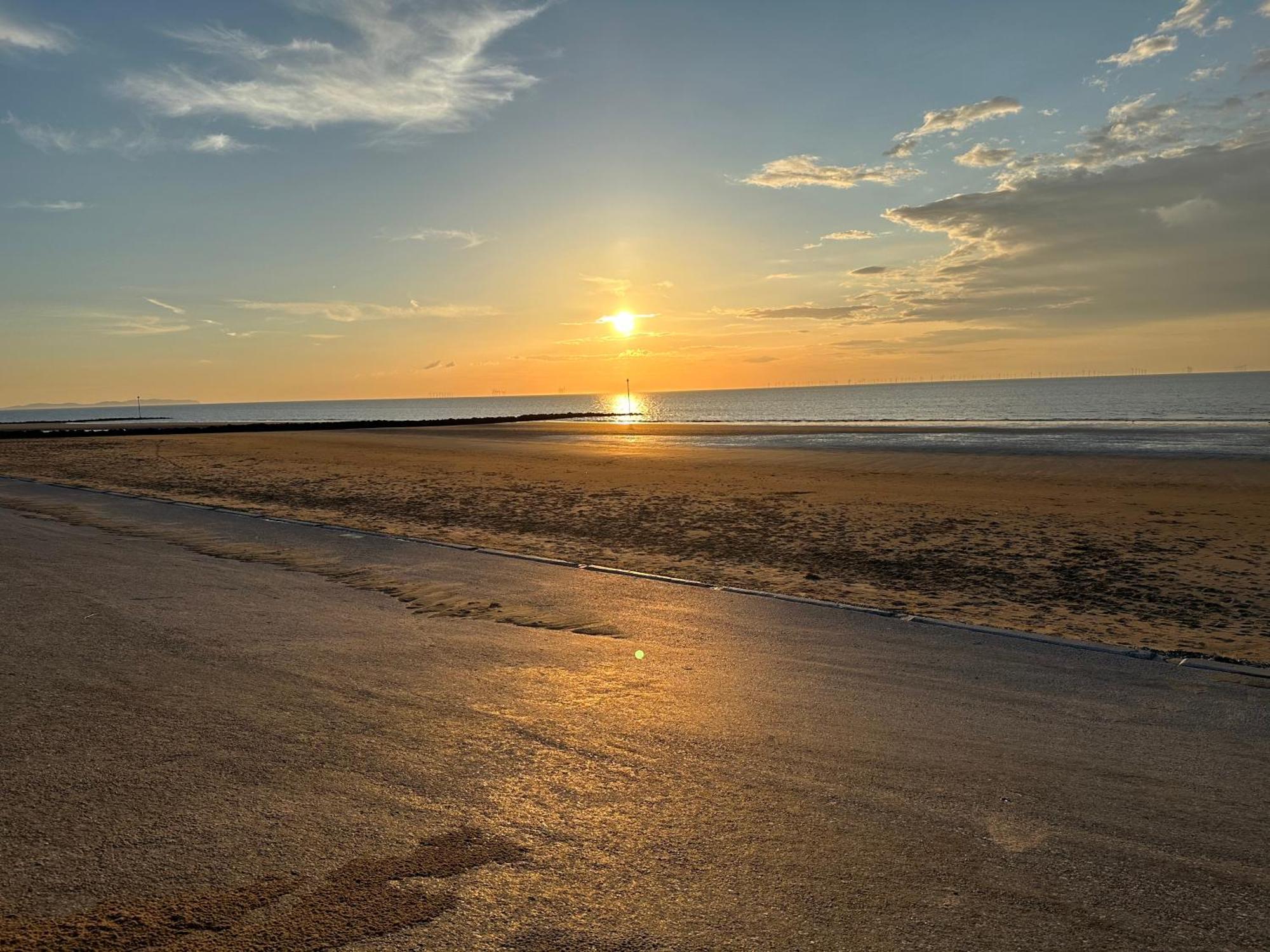 Beach Retreat With Hot Tub Sleeps 8 Престатін Екстер'єр фото